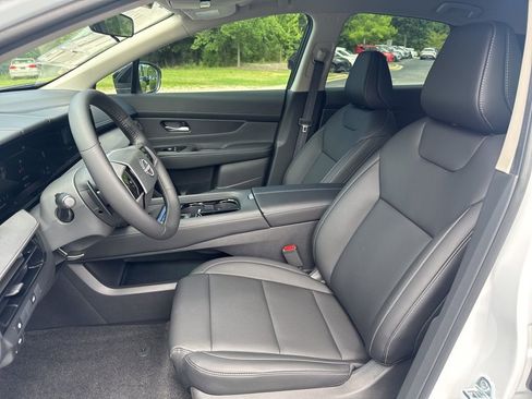 New 2025 Nissan Murano SV image 9