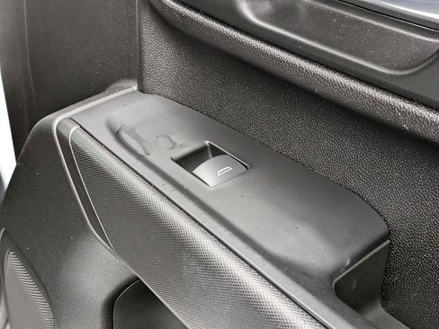 Used 2023 Chevrolet Silverado 2500 Custom w/ Custom Value Package image 29