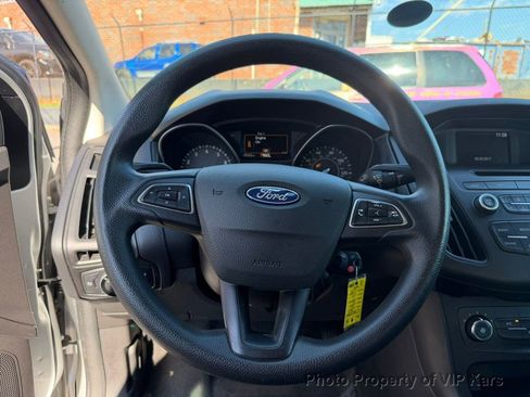 Used 2017 Ford Focus S image 15