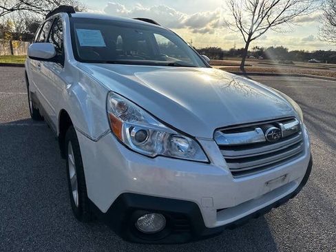 Used 2013 Subaru Outback 2.5i Premium image 8
