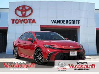 Used 2025 Toyota Camry SE w/ Multimedia Upgrade Package FWD video 1