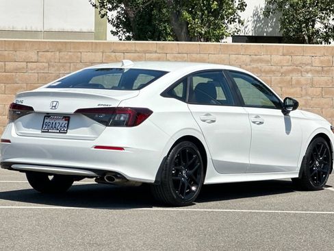 Certified 2025 Honda Civic Sport image 4