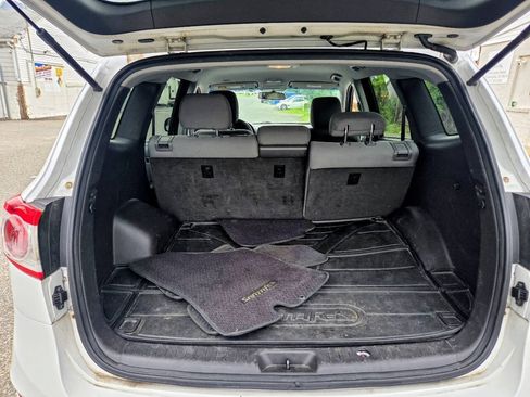 Used 2012 Hyundai Santa Fe GLS FWD image 9