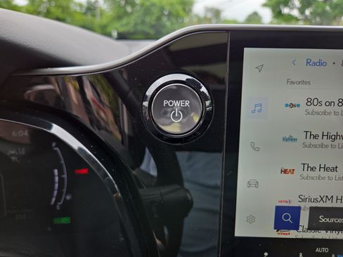 Certified 2025 Lexus NX 350h AWD w/ Accessory Package (2T) image 31