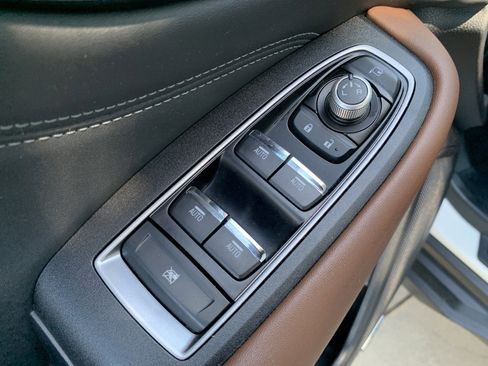 Used 2020 Subaru Outback Touring XT AWD/4WD image 17
