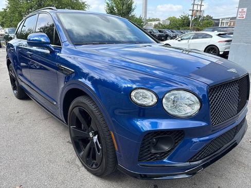 Used 2021 Bentley Bentayga AWD/4WD image 8