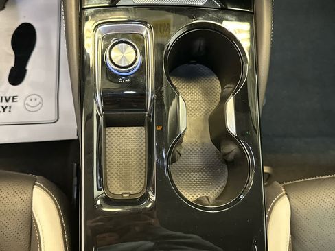 Certified 2025 Buick Envision Sport Touring image 33