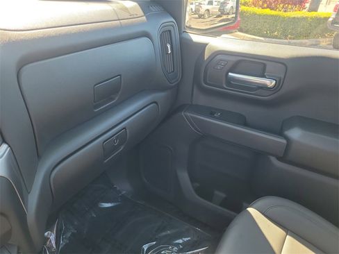 Used 2025 Chevrolet Silverado 1500 W/T image 44