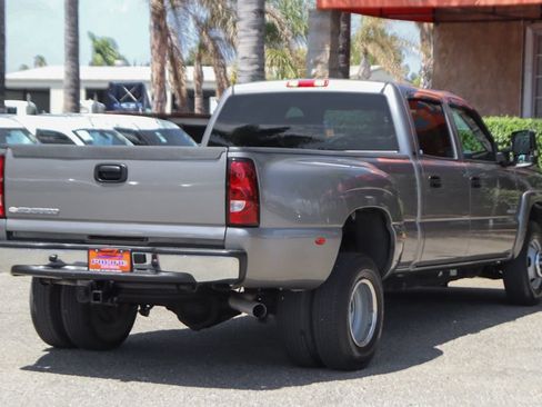 Used 2006 Chevrolet Silverado 3500 LT w/ Heavy-Duty Power Package RWD image 10