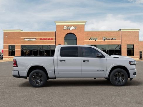 New 2026 RAM 1500 4x4 Crew Cab image 21