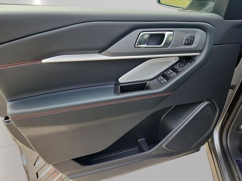 New 2026 Ford Explorer ST image 7