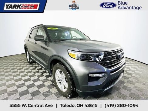 Certified 2022 Ford Explorer XLT w/ Equipment Group 202A image 1