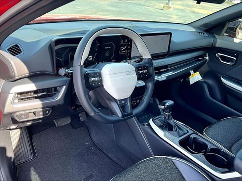 Used 2025 Kia K4 GT-Line w/ GT-Line Sunroof Package image 18