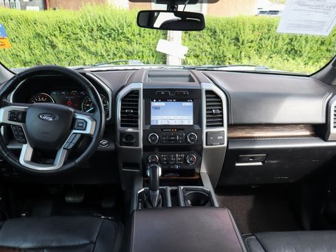 Used 2019 Ford F150 Lariat image 26