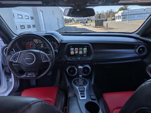 Used 2018 Chevrolet Camaro SS image 18