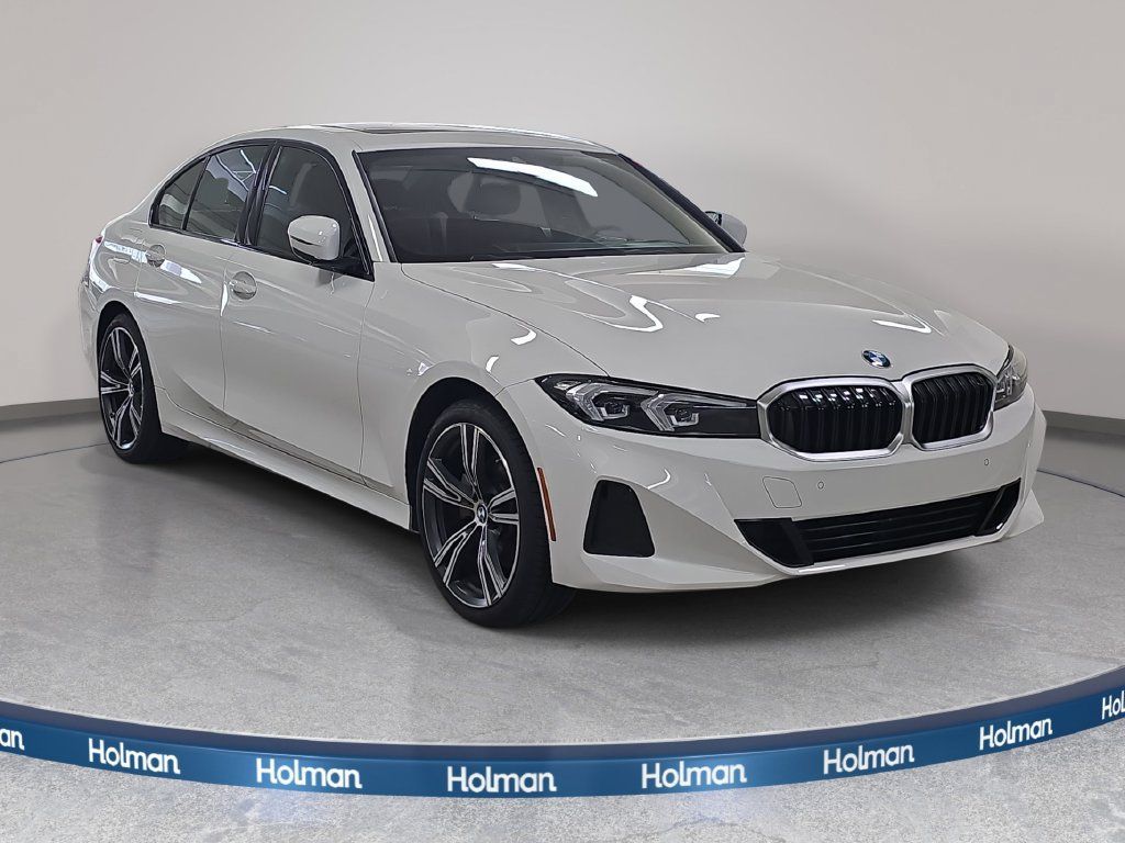 Certified 2023 BMW 330i Sedan w/ Driving Assistance Package RWD image 4