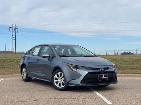 New 2026 Toyota Corolla LE image 1