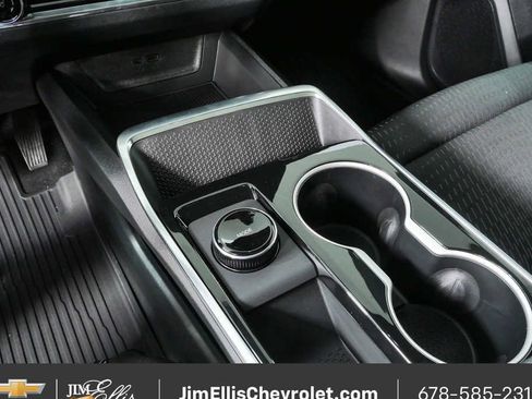 New 2026 Chevrolet Equinox LT w/ Midnight Edition FWD image 16