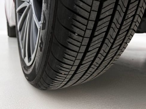 Used 2025 Lexus RX 350 Premium image 33