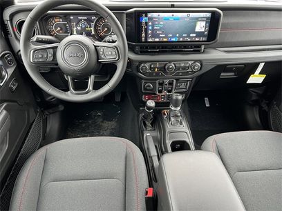 New 2026 Jeep Wrangler Unlimited Rubicon w/ Steel Bumper Group