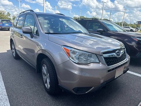 Used 2016 Subaru Forester 2.5i Premium w/ All-Weather Package AWD/4WD image 3