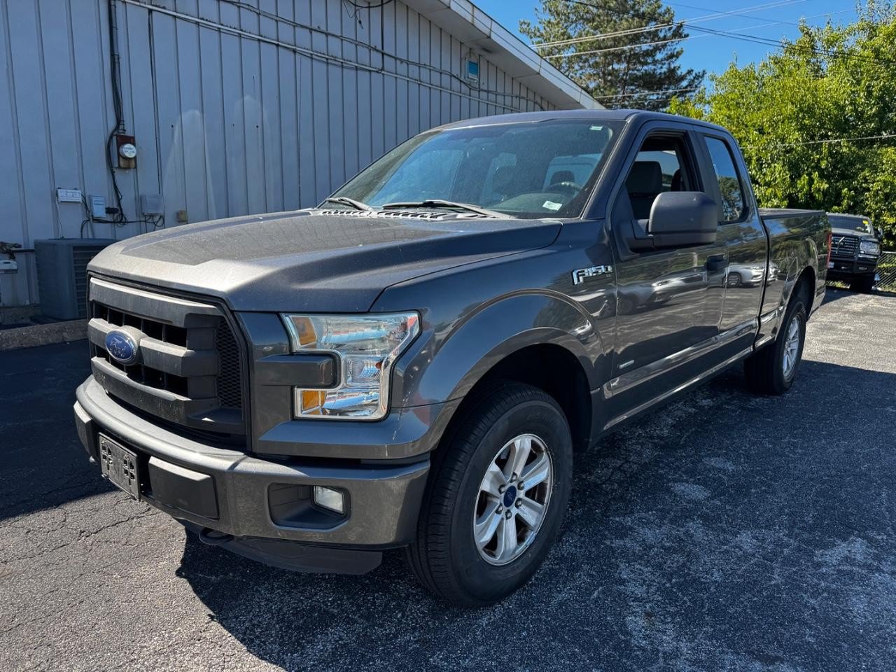 Used 2015 Ford F150 XL w/ Equipment Group 101A Mid AWD/4WD image 2