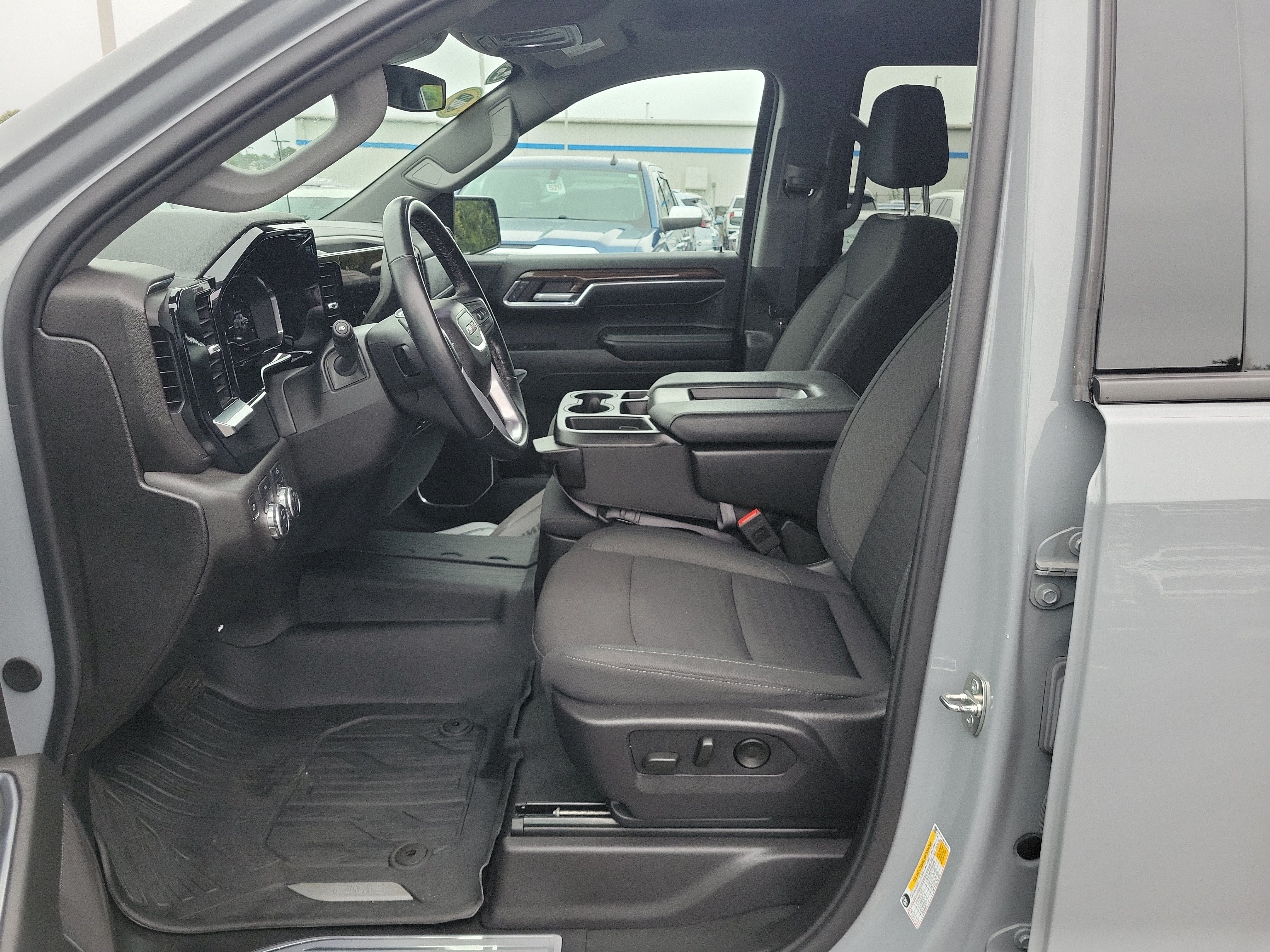 Used 2024 GMC Sierra 1500 Elevation AWD/4WD image 15