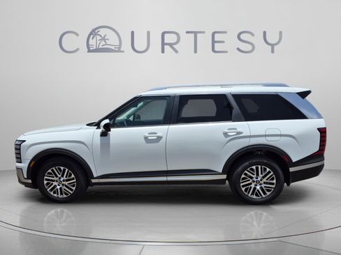 New 2026 Hyundai Palisade SEL FWD image 2