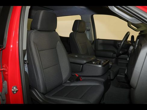 Used 2024 Chevrolet Silverado 1500 Custom Trail Boss w/ LPO, Dark Essentials Package AWD/4WD image 32