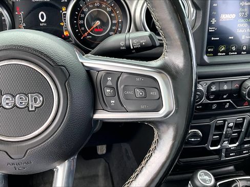 Used 2020 Jeep Gladiator Overland AWD/4WD image 20