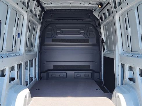 New 2025 Mercedes-Benz Sprinter 2500 image 13