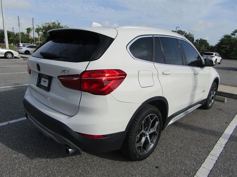 Used 2017 BMW X1 xDrive28i AWD/4WD image 5