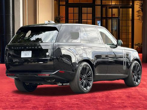 New 2026 Land Rover Range Rover SV AWD/4WD image 6