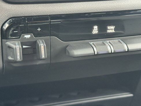 Certified 2024 RAM 2500 Big Horn w/ Bed Utility Group image 24