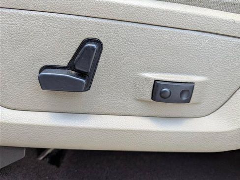 Used 2009 Dodge Ram 1500 Truck SLT w/ Big Horn Regional Pkg RWD image 11
