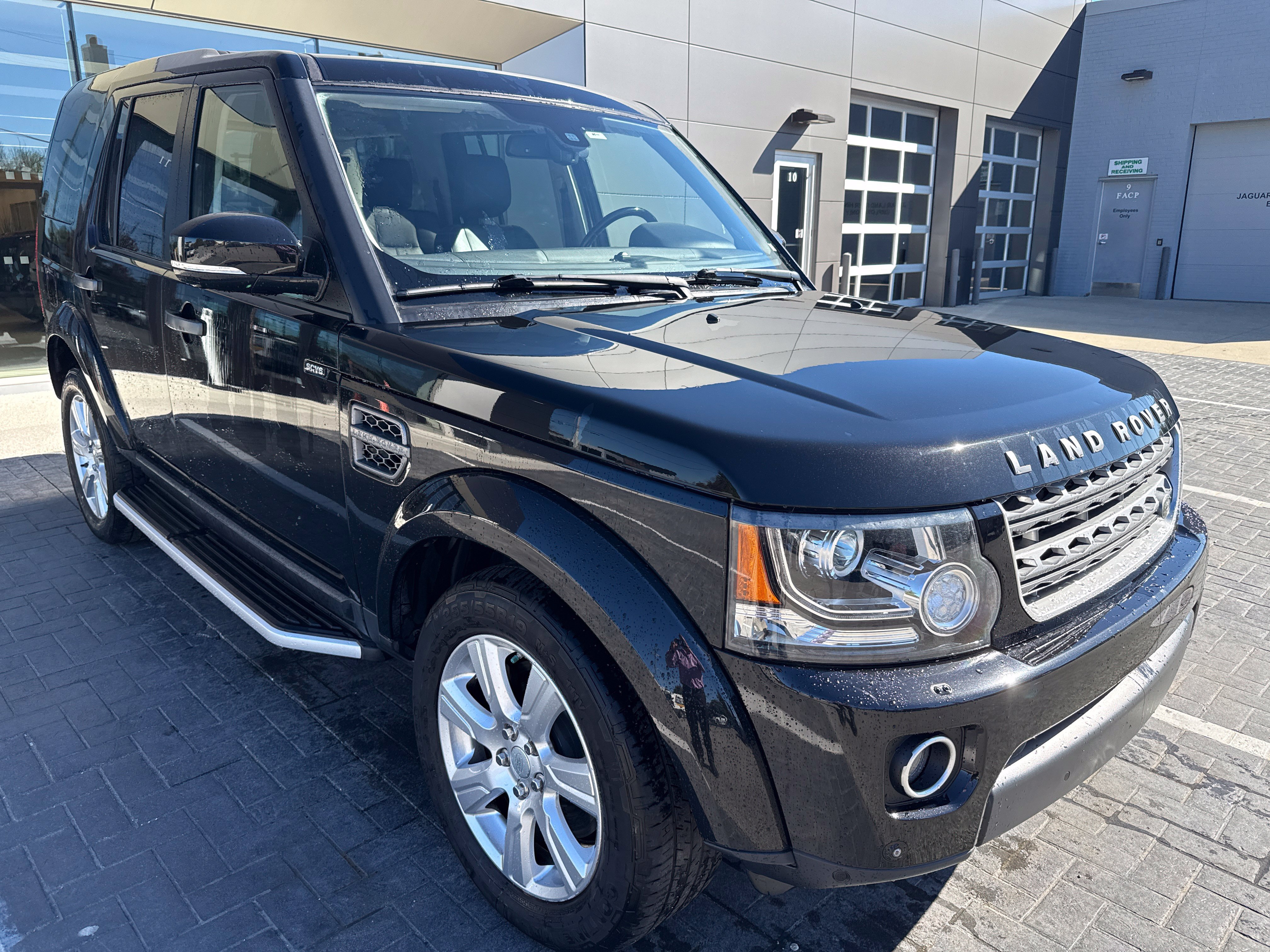 Used 2016 Land Rover LR4 HSE AWD/4WD image 7