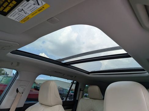 Used 2021 Toyota Highlander Platinum FWD image 15