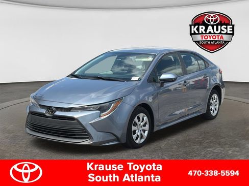 Used 2024 Toyota Corolla LE FWD image 3