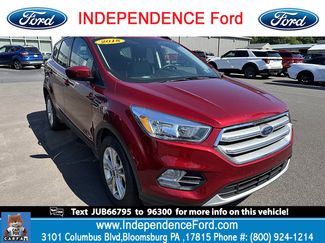 Certified 2018 Ford Escape SE image 1