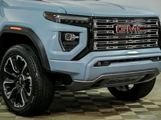 New 2026 GMC Canyon Denali video 2