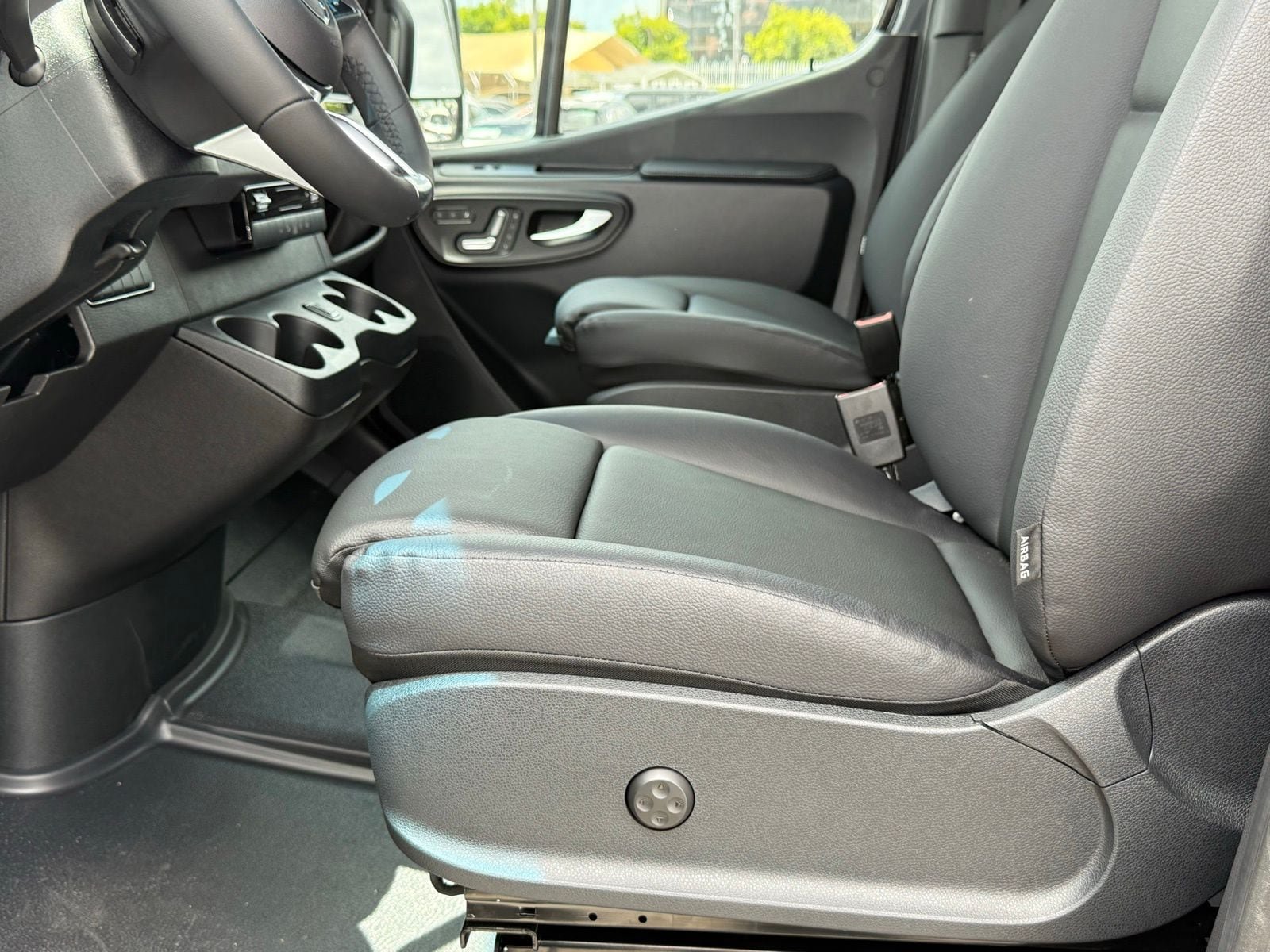 New 2026 Mercedes-Benz Sprinter 2500 image 21