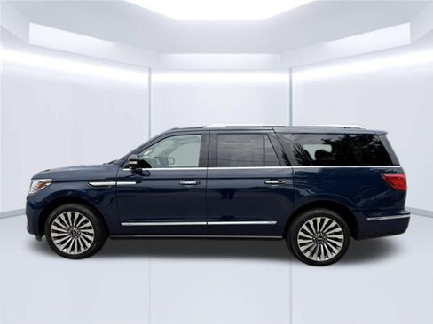 Used 2019 Lincoln Navigator L Reserve AWD/4WD image 11