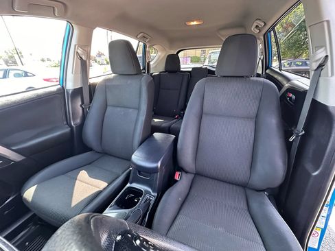 Used 2017 Toyota RAV4 LE w/ All Weather Liner Package AWD/4WD image 14