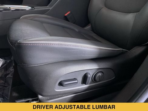 Certified 2022 Chevrolet TrailBlazer RS w/ Sun and Liftgate Package FWD image 9