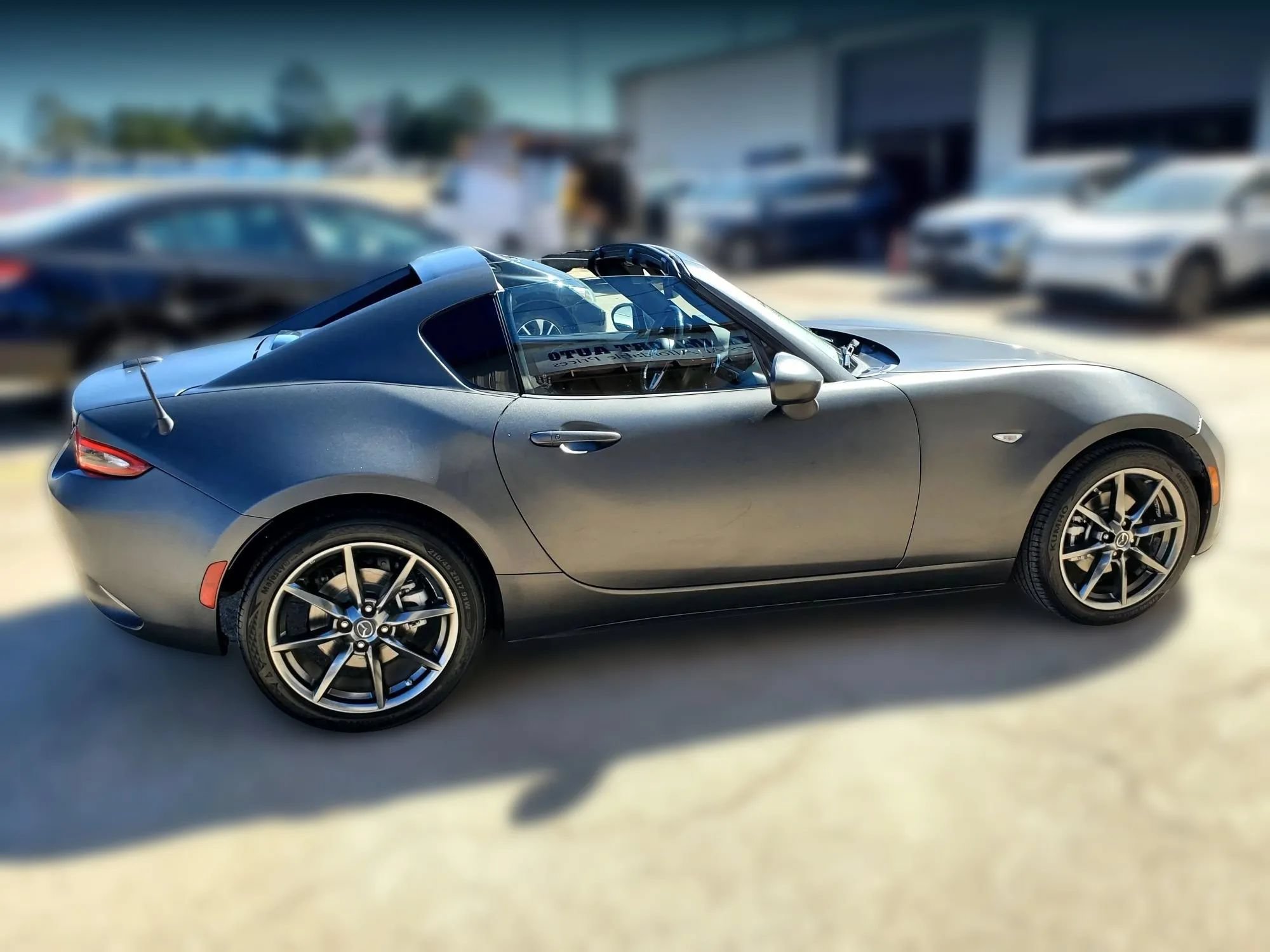Used 2019 MAZDA MX-5 Miata RF Grand Touring RWD image 2