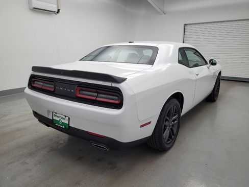 Used 2019 Dodge Challenger SXT w/ Blacktop Package AWD/4WD image 9