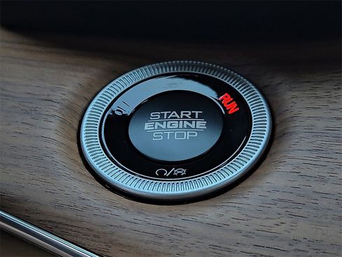 New 2025 Jeep Grand Cherokee L Summit image 17