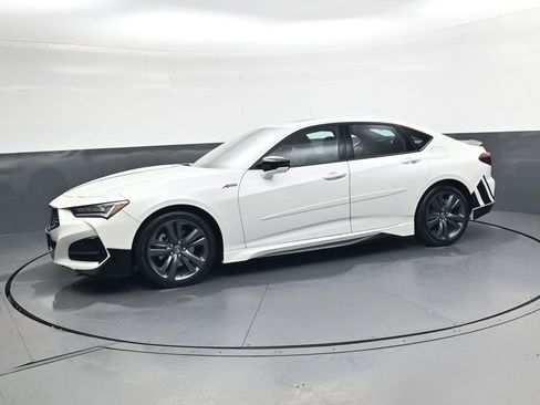Used 2023 Acura TLX w/ A-SPEC Pkg image 7