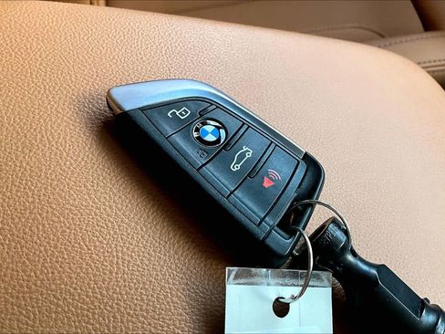 Used 2023 BMW X3 sDrive30i w/ Premium Package image 14