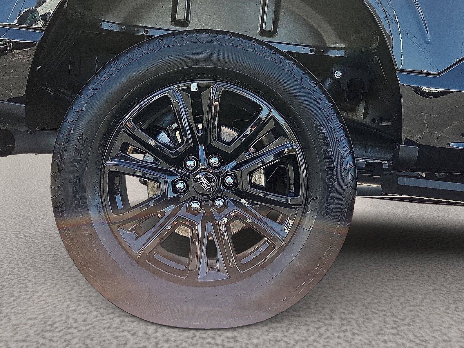 Used 2025 Ford F150 Platinum w/ FX4 Off-Road Package AWD/4WD image 11